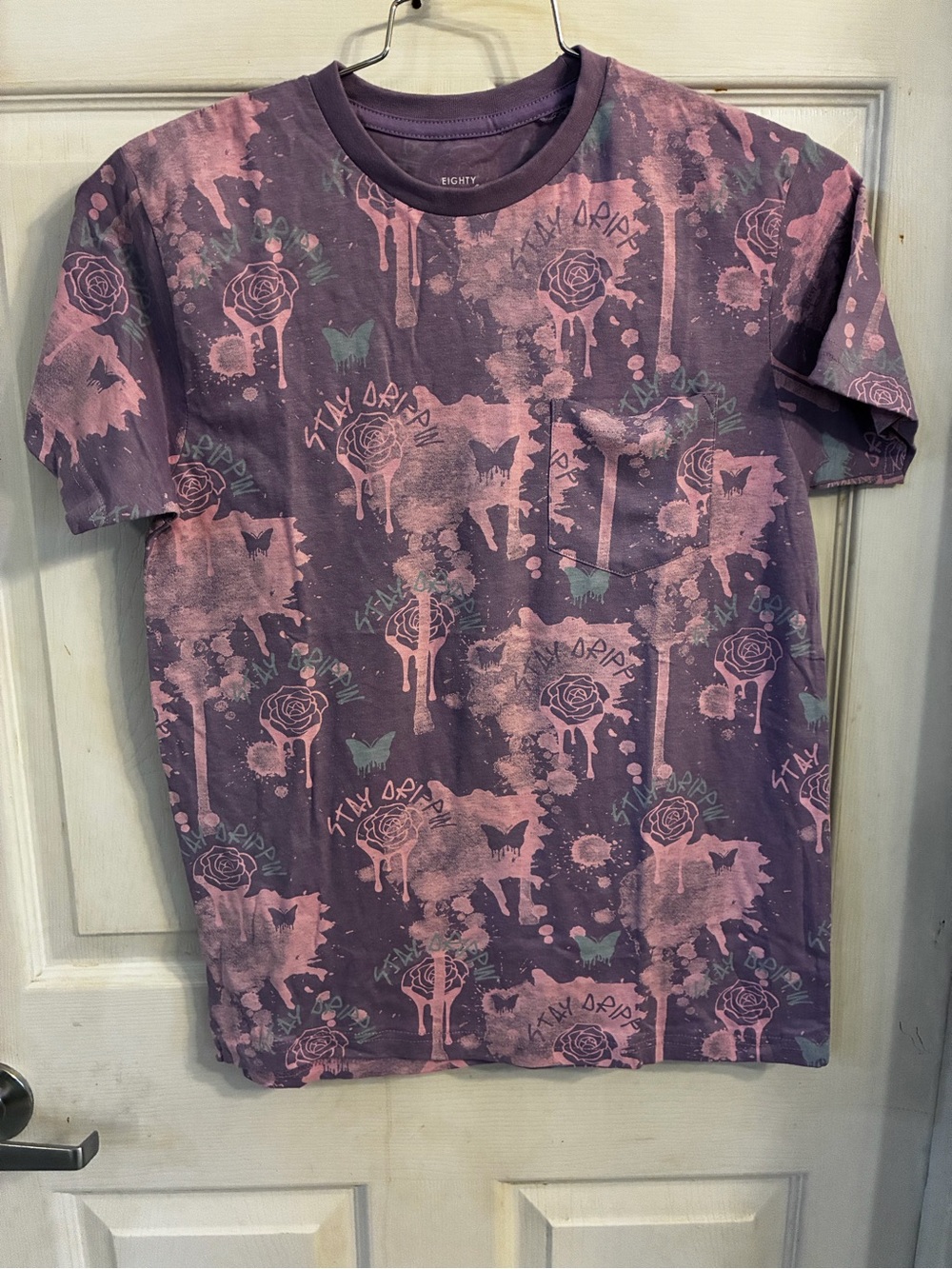 Eighty Eight Brand All-Over Rose Graphic Print T-Shirt size: 14/16